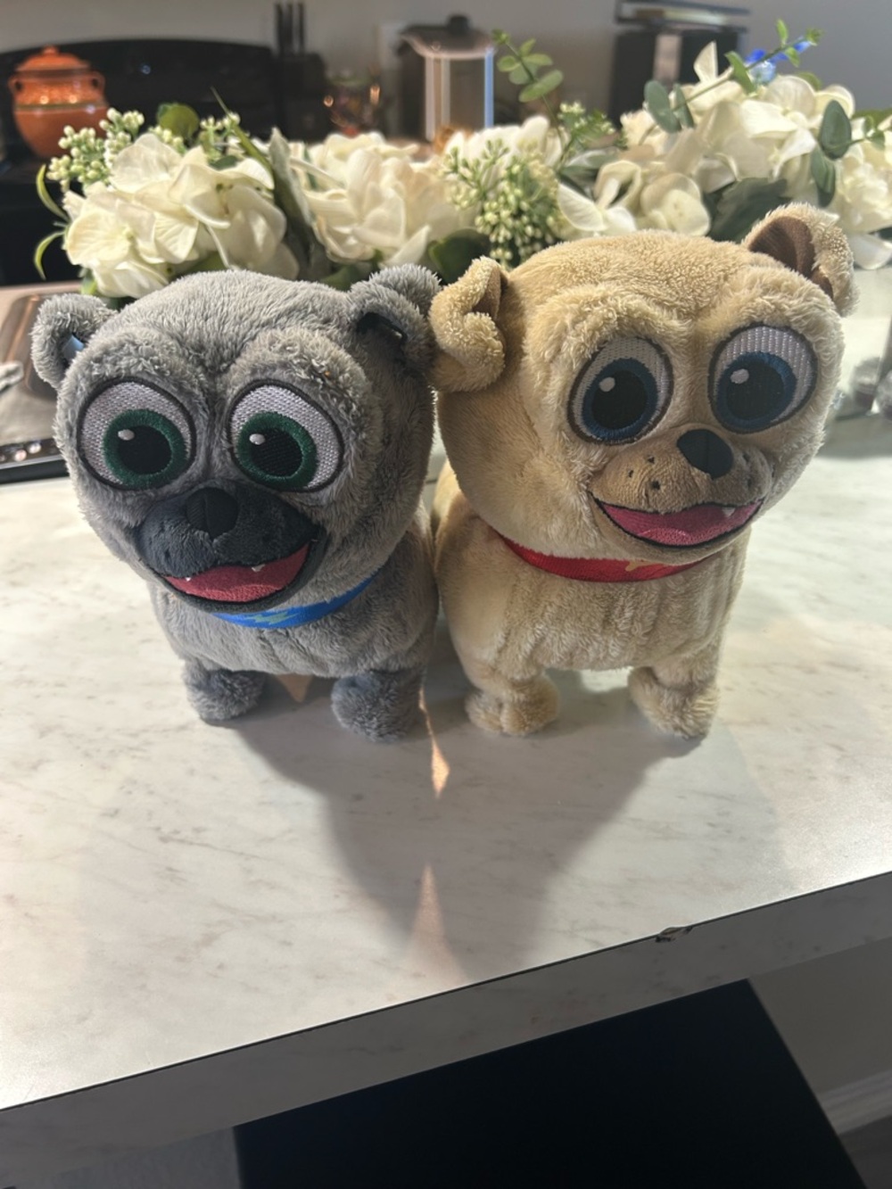 Puppy Dog Pals Adventure Pals Walking and Barking Plushie